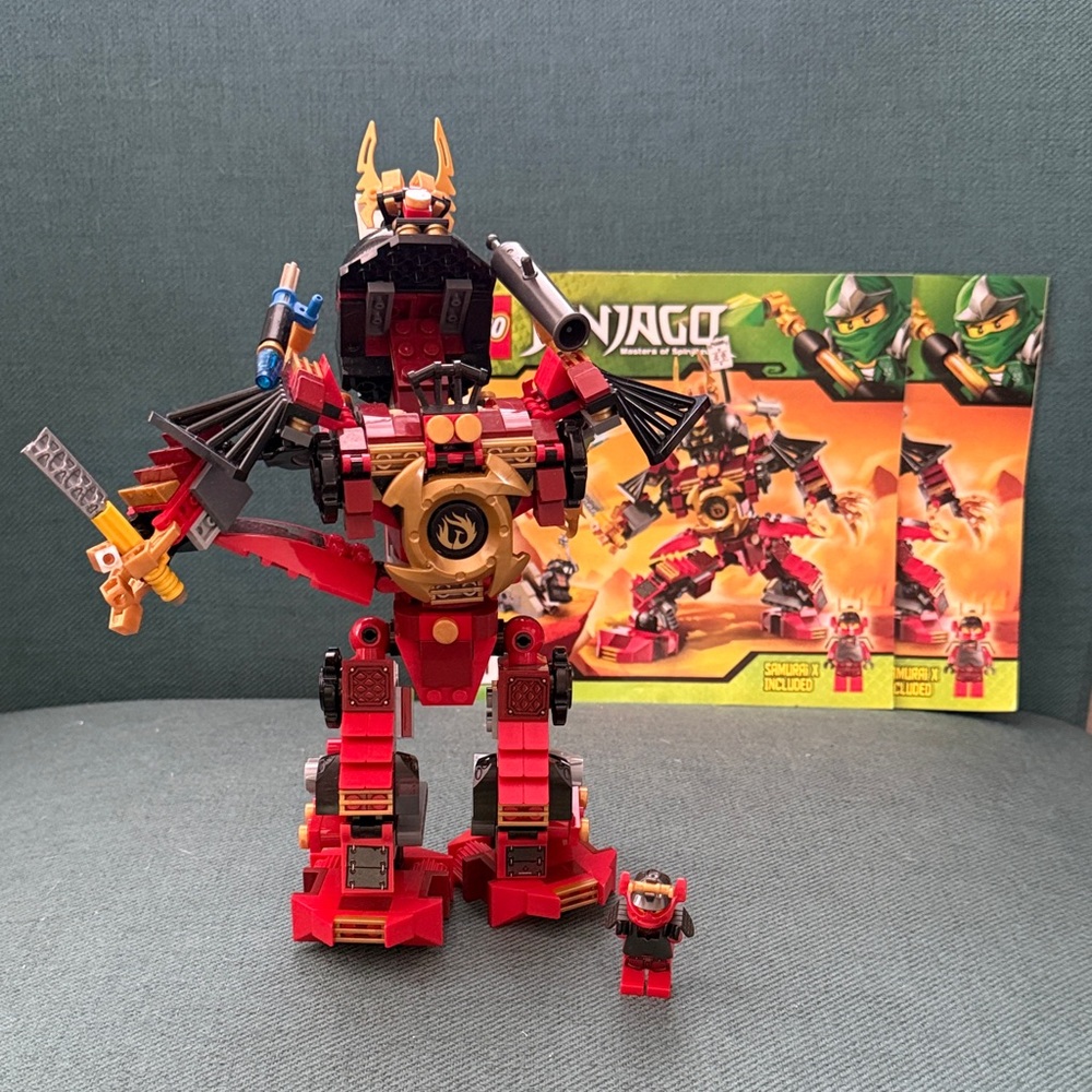 LEGO Ninjago Samurai Mech with Samurai X Minifigure + Instructions 9446